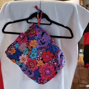 Vera bradley floral fiesta drawstring bag